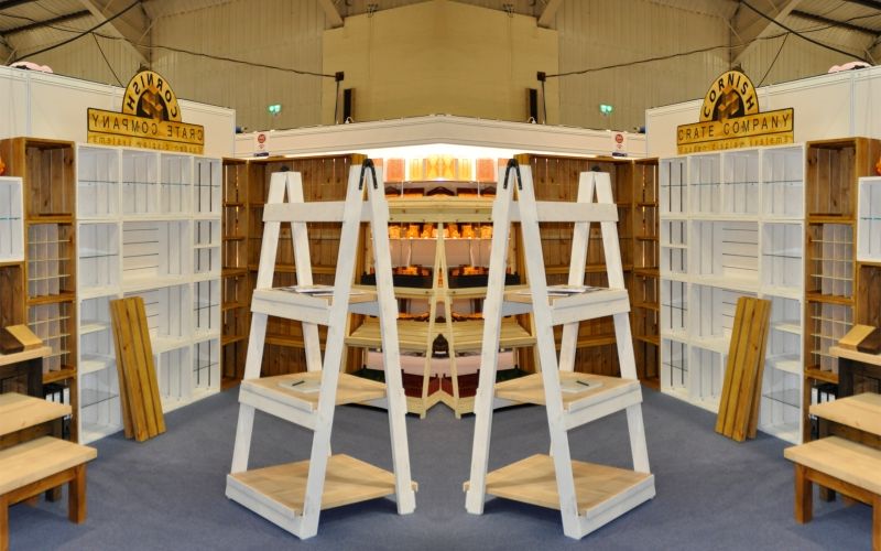 A frame gondola in wood